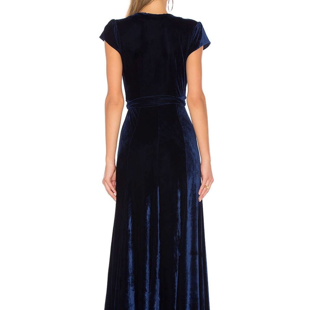 Aidan Mattox Navy Blue Velvet Maxi Dress with Plunging V-Neck & High Slit - Picture 3 of 9